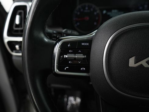 Used 2022 Kia Sorento SX AWD/4WD image 18