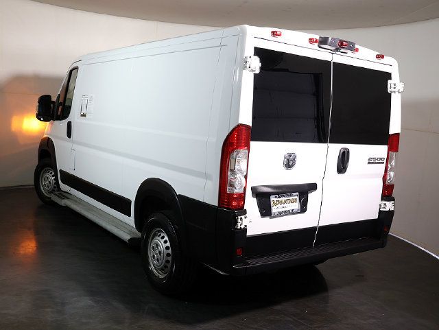 Used 2025 RAM ProMaster 2500 w/ U-Haul Equipment Group FWD image 2