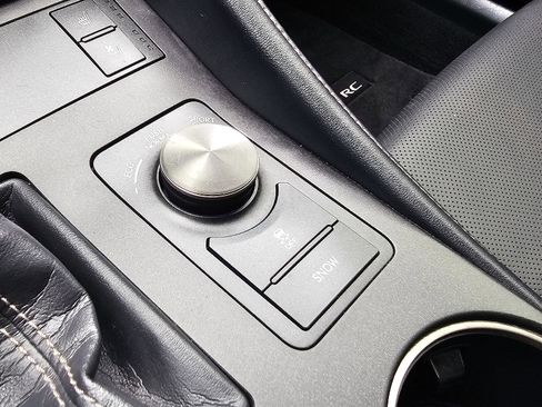 Used 2016 Lexus RC 350 image 18