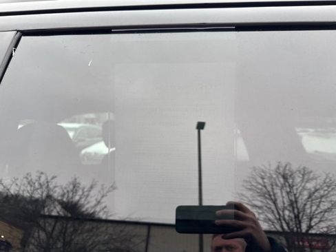 Used 2024 Ford Expedition XLT image 15