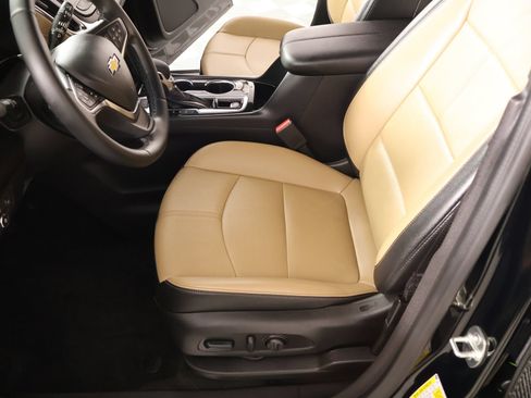 Used 2024 Chevrolet Equinox Premier AWD/4WD image 11