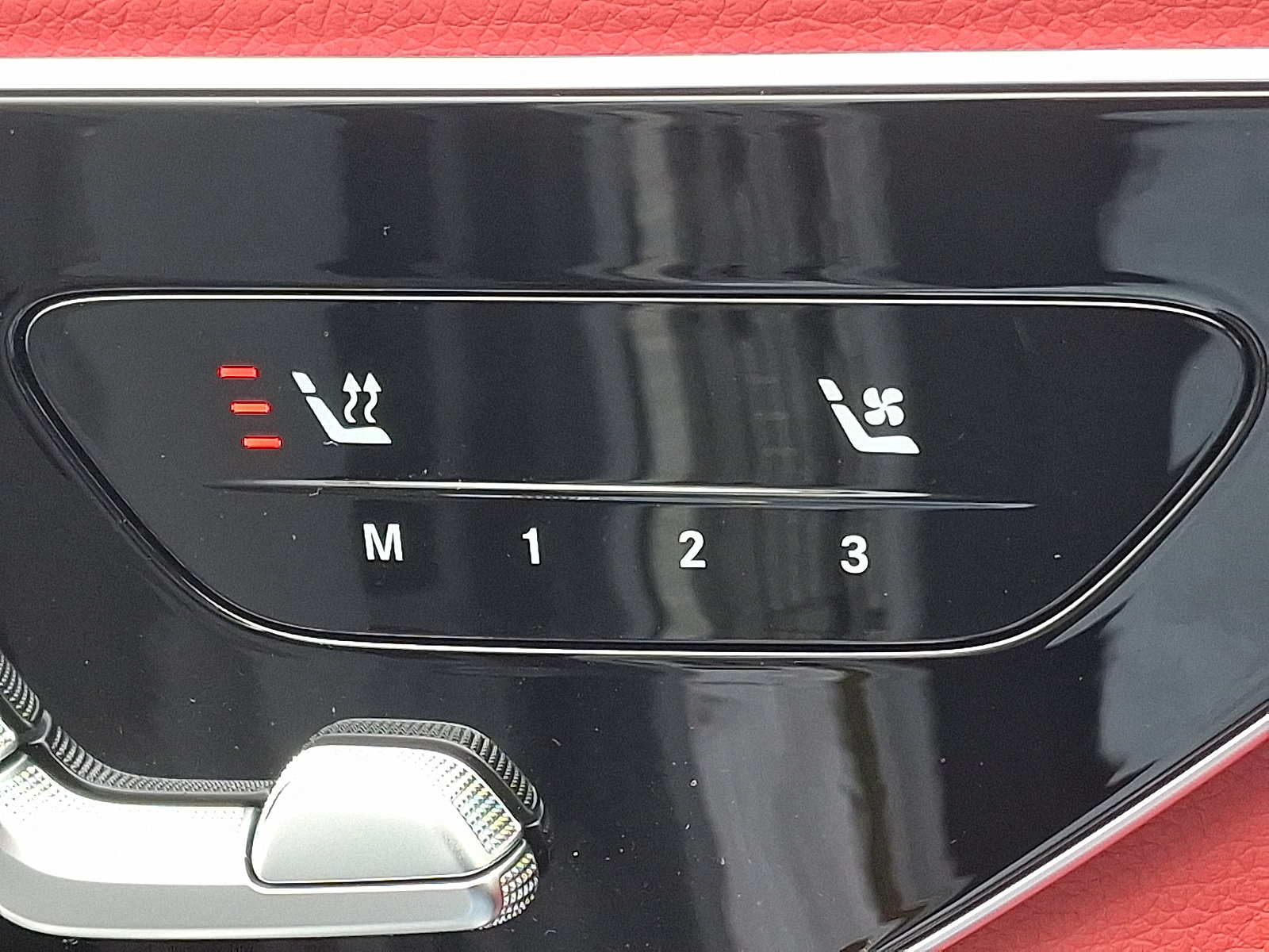 New 2026 Mercedes-Benz GLC 300 4MATIC image 19