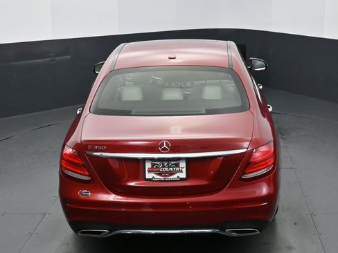 Used 2020 Mercedes-Benz E 350 Sedan image 31