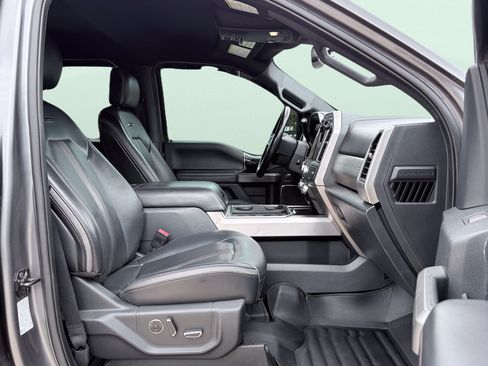 Used 2022 Ford F250 Platinum AWD/4WD image 43