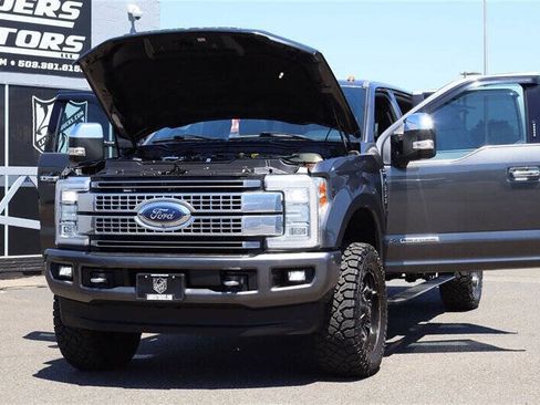 Used 2017 Ford F350 Platinum w/ Platinum Ultimate Package AWD/4WD image 38