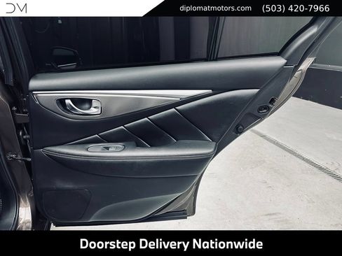 Used 2017 INFINITI Q50 3.0t Premium RWD image 25