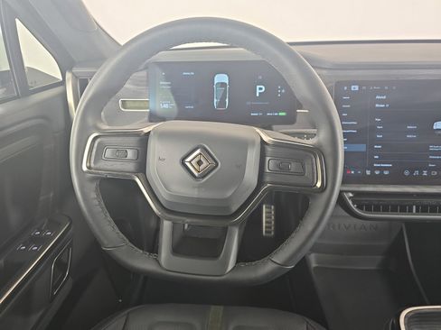 Used 2024 Rivian R1S Adventure image 28