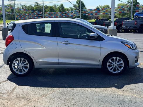 Used 2022 Chevrolet Spark LT FWD image 4