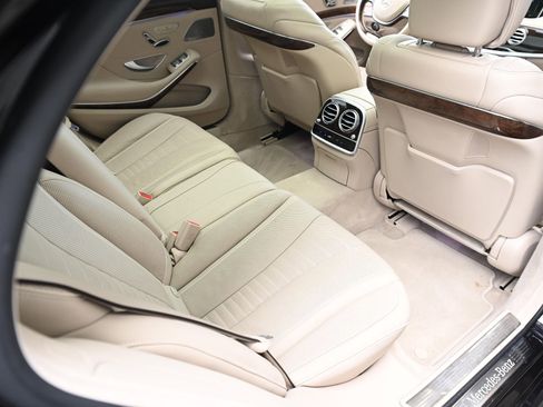 Used 2015 Mercedes-Benz S 550 4MATIC Sedan image 18