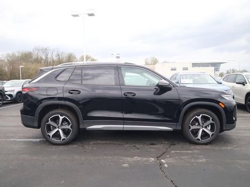 New 2026 Volkswagen Tiguan SE image 4