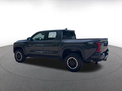 Used 2025 Toyota Tacoma TRD Off-Road AWD/4WD image 10