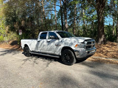 Used 2017 RAM 3500 Tradesman w/ Chrome Appearance Group image 5