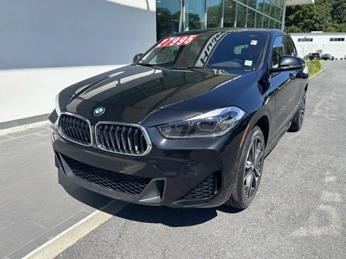 Used 2023 BMW X2 xDrive28i w/ M Sport Package image 3