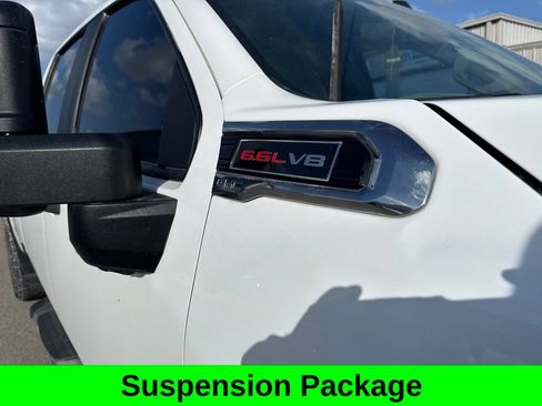 Used 2023 GMC Sierra 2500 Pro w/ Convenience Package RWD image 4