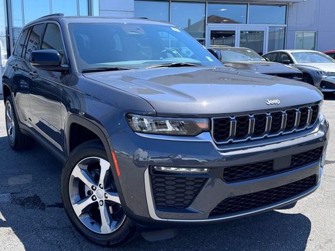New 2026 Jeep Grand Cherokee Limited AWD/4WD image 1