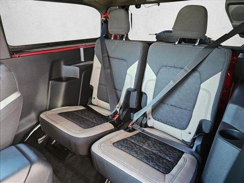 Used 2022 Ford Bronco Wildtrak image 9