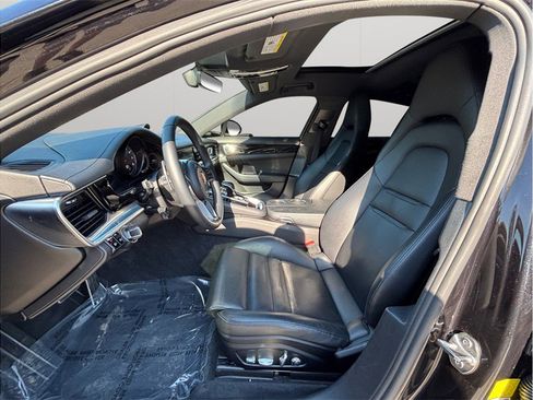 Used 2018 Porsche Panamera 4S image 2