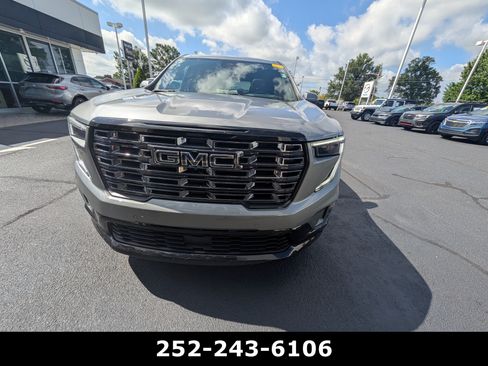 Used 2026 GMC Acadia Denali Ultimate w/ LPO, Floor Liner Package FWD image 2