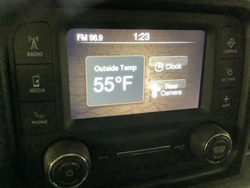 Used 2021 Jeep Wrangler Sport AWD/4WD image 28