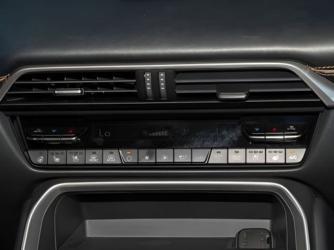 Used 2025 MAZDA CX-70 3.3 Turbo S w/ Premium Package image 23