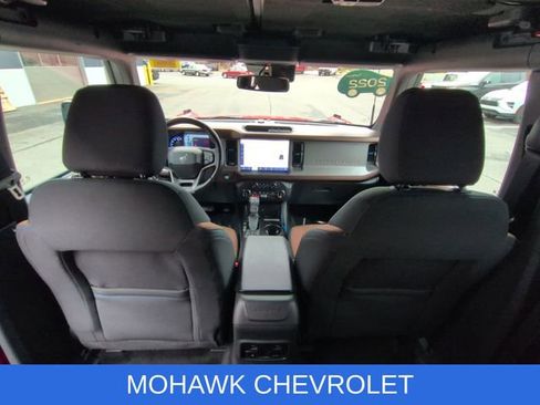 Used 2022 Ford Bronco Outer Banks AWD/4WD image 20