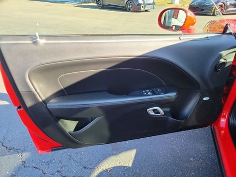 Used 2016 Dodge Challenger R/T Scat Pack w/ Leather Interior Group image 7