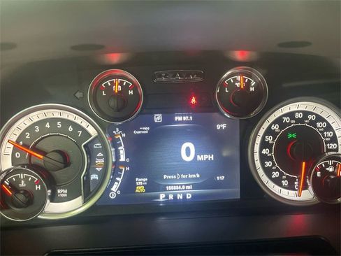 Used 2014 RAM 1500 Laramie w/ Convenience Group image 15