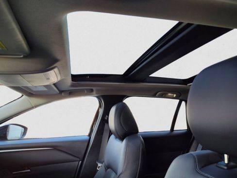 Used 2023 MAZDA CX-50 2.5 S w/ Cargo Package image 13