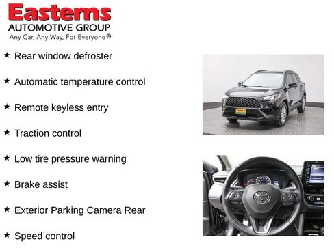 Used 2022 Toyota Corolla Cross LE image 11