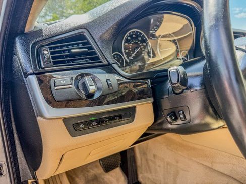 Used 2015 BMW 528i xDrive Sedan AWD/4WD image 14