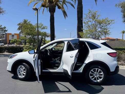 Used 2022 Ford Escape SE AWD/4WD image 15