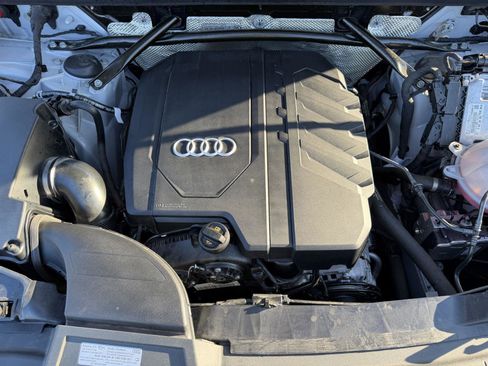 Used 2023 Audi Q5 2.0T Premium w/ Convenience Package image 26