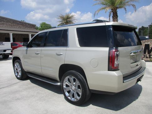 Used 2015 GMC Yukon Denali w/ Open Road Package image 4