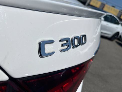 Used 2024 Mercedes-Benz C 300 Sedan image 12