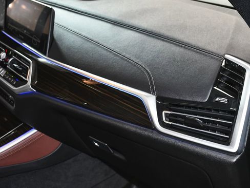 Used 2021 BMW X5 M50i w/ Premium Package AWD/4WD image 65