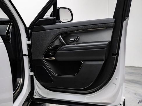 Used 2025 Land Rover Range Rover Sport Dynamic SE image 71