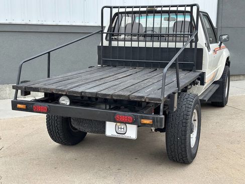 Used 1986 Toyota Pickup SR5 image 15