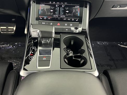 Used 2022 Audi SQ8 Premium Plus AWD/4WD image 18