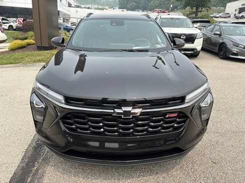 Used 2024 Chevrolet Trax RS FWD image 8