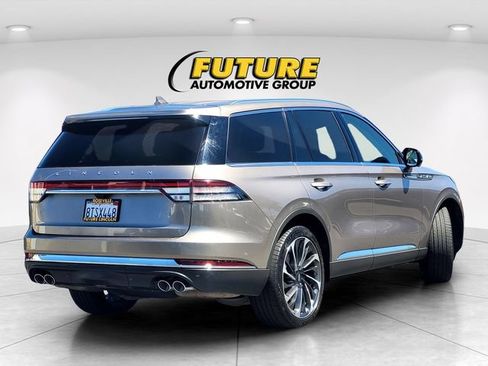 Certified 2020 Lincoln Aviator Reserve w/ Equipment Group 202A AWD/4WD image 4