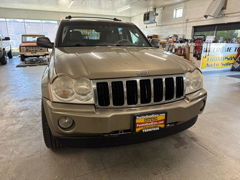 Used 2005 Jeep Grand Cherokee Limited image 78