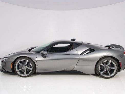Certified 2021 Ferrari SF90 Stradale AWD/4WD image 9