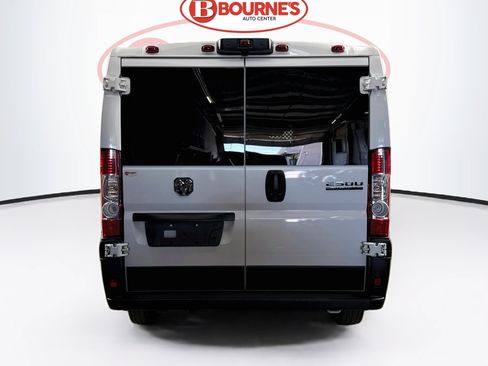 Used 2025 RAM ProMaster 2500 w/ U-Haul Equipment Group FWD image 7