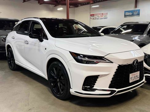Used 2024 Lexus RX 500h F Sport image 3