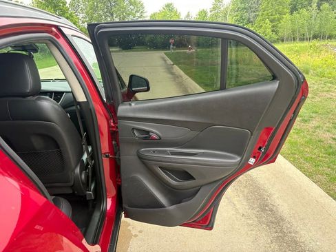 Used 2019 Buick Encore Sport Touring w/ Safety Package FWD image 29