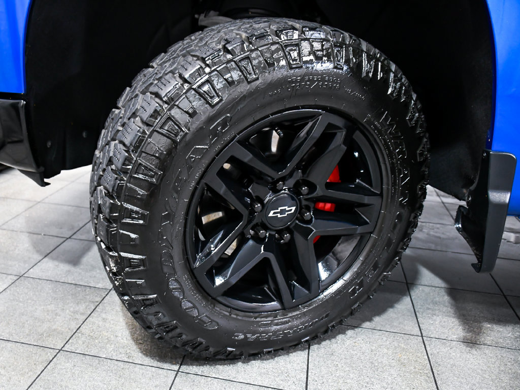 Used 2023 Chevrolet Silverado 1500 LT Trail Boss AWD/4WD image 7