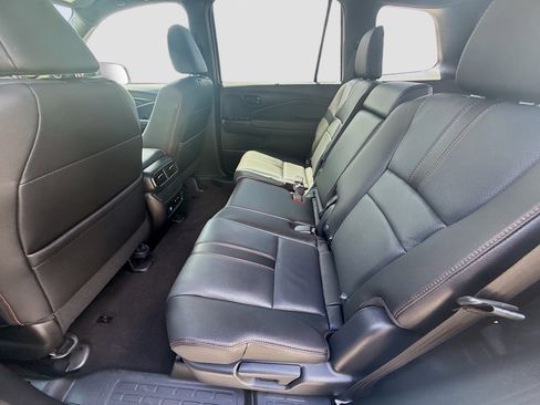 Used 2024 Honda Passport TrailSport image 24