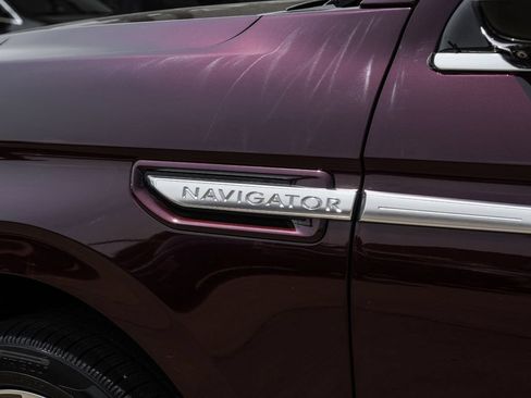 Used 2020 Lincoln Navigator Reserve w/ Luxury Package RWD image 63