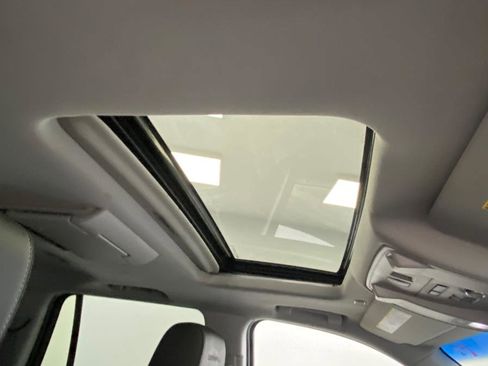 Used 2017 GMC Yukon Denali w/ Open Road Package image 23