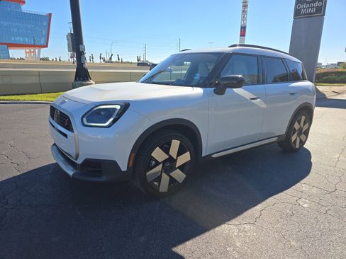 Certified 2025 MINI Cooper Countryman S image 7